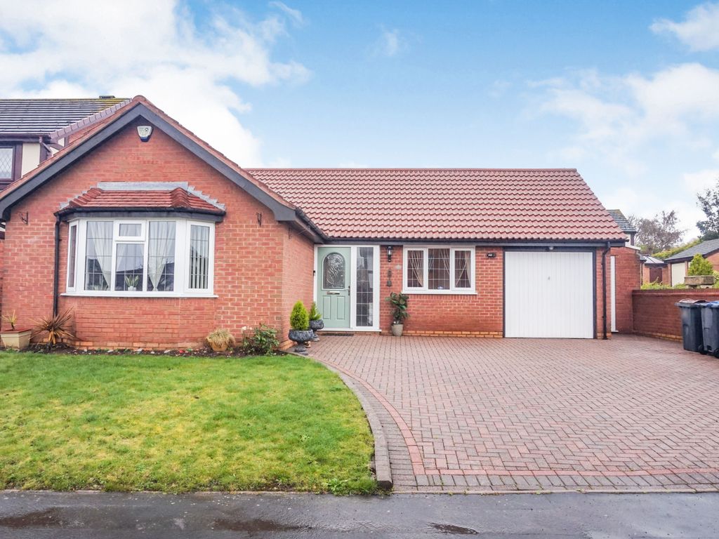 2 bed detached bungalow for sale in Brookhus Farm Road, Walmley, Sutton
