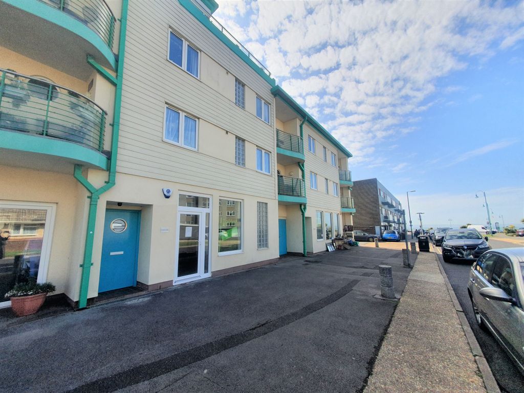 1 bed flat to rent in Milvil Road, LeeOnTheSolent PO13 Zoopla