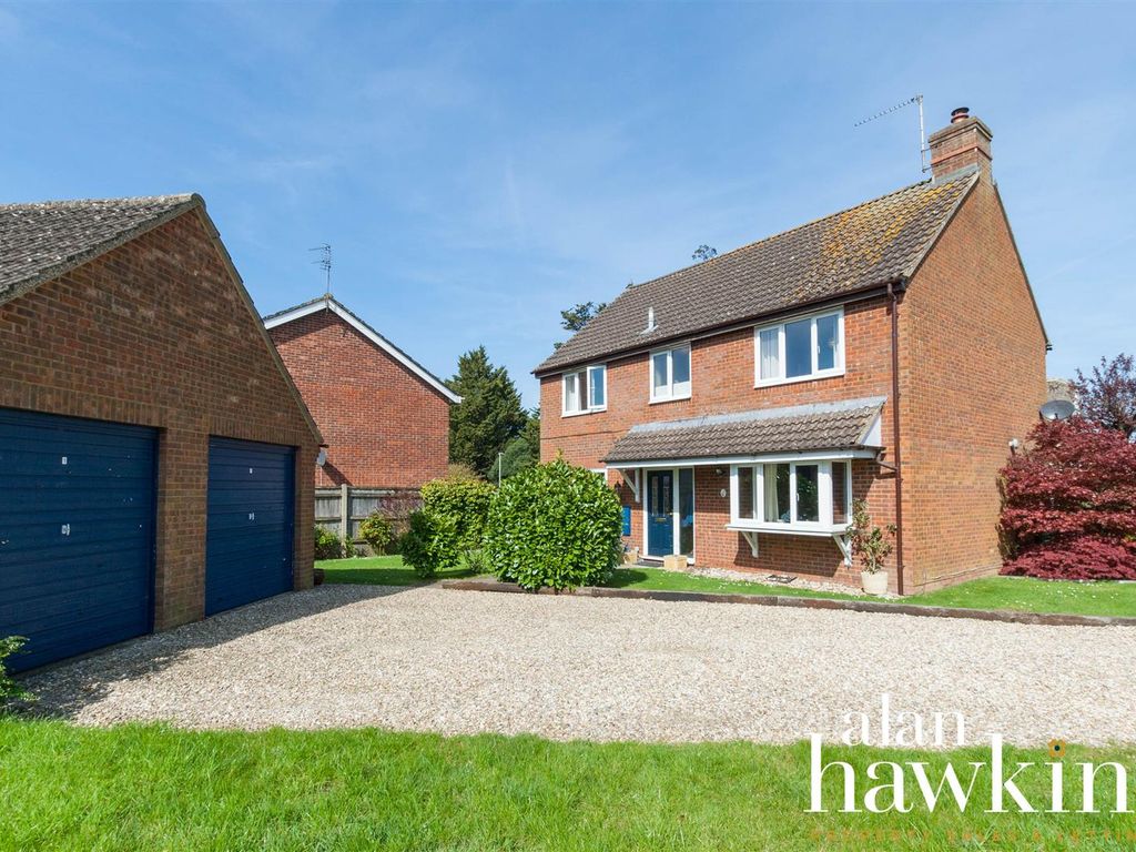 4 bed detached house for sale in The Steadings, Royal Wootton Bassett