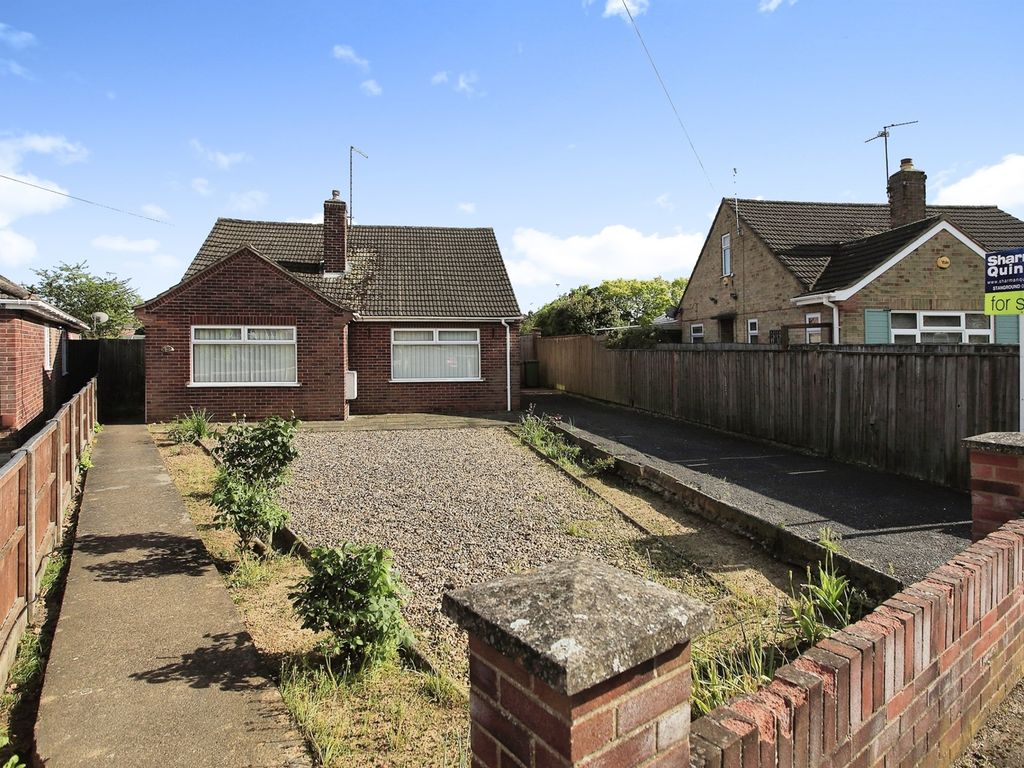 3 bed detached bungalow for sale in Rayner Avenue, Stanground