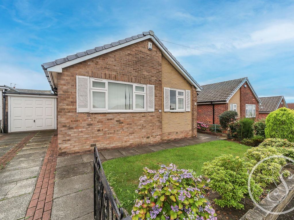 3 bed detached bungalow for sale in Templegate Road, Leeds LS15, £
