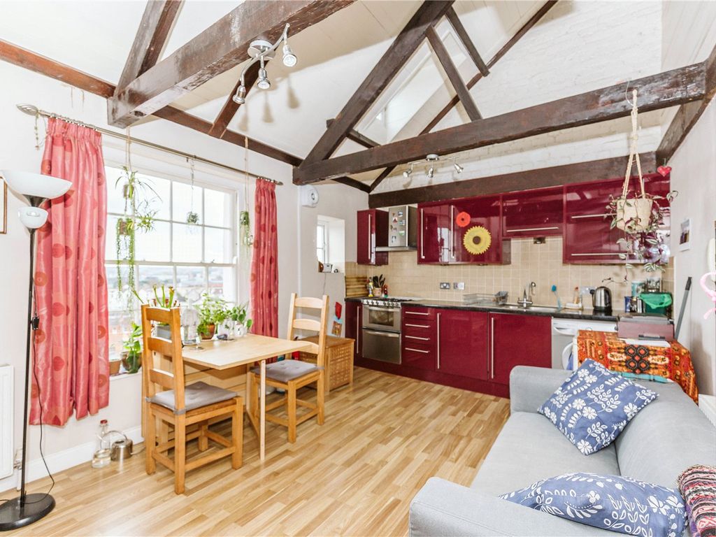 1 bed flat to rent in Richmond Road, Montpelier, Bristol BS6, £1,200