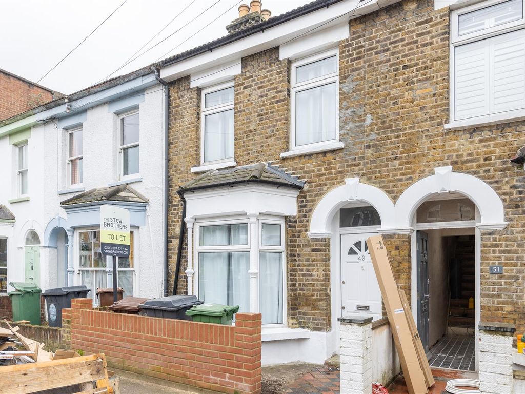 2 bed property to rent in Woodville Road, London E17, £1,895 pcm Zoopla