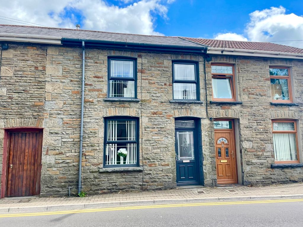3 bed end terrace house for sale in Gilfach Road, Tonyrefail, Porth