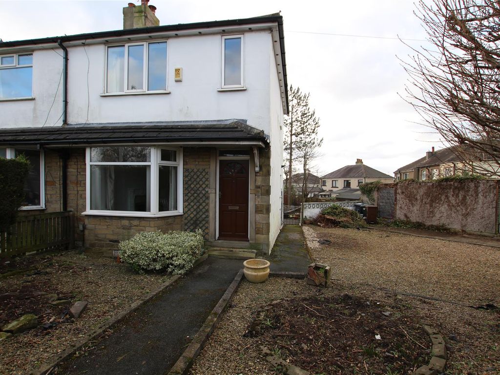 Semidetached house to rent in Newhall Road, Bierley, Bradford BD4, £