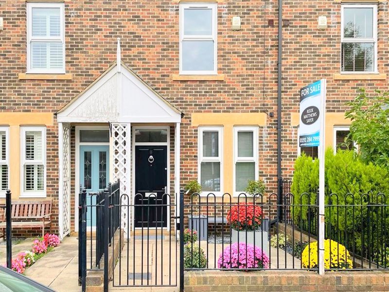 4 bed town house for sale in Lesley Court, Gosforth, Newcastle Upon