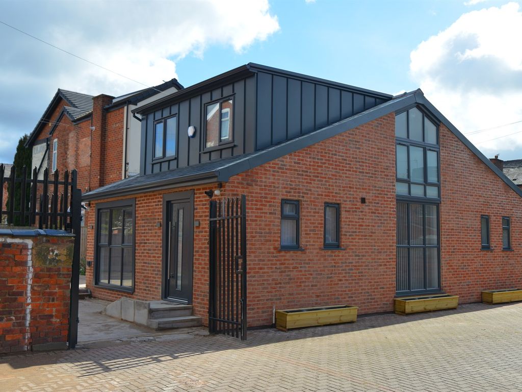 3 bed detached house for sale in Shaw Heath, Stockport SK2 Zoopla