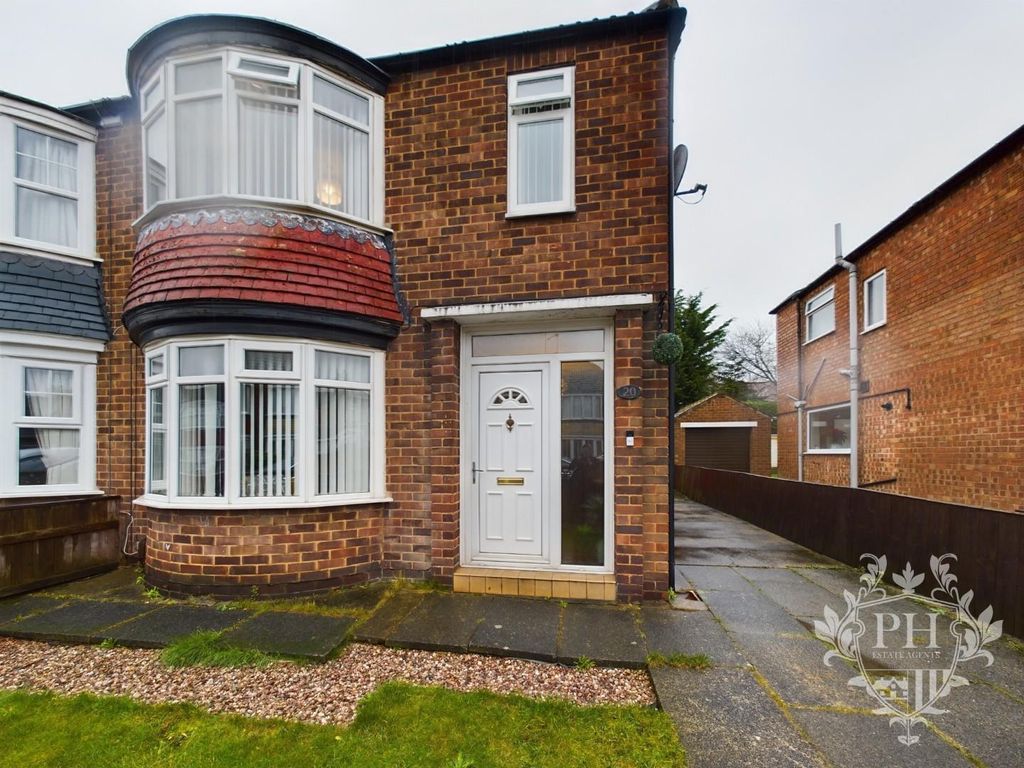 3 bed semidetached house for sale in Kinloch Road, Normanby