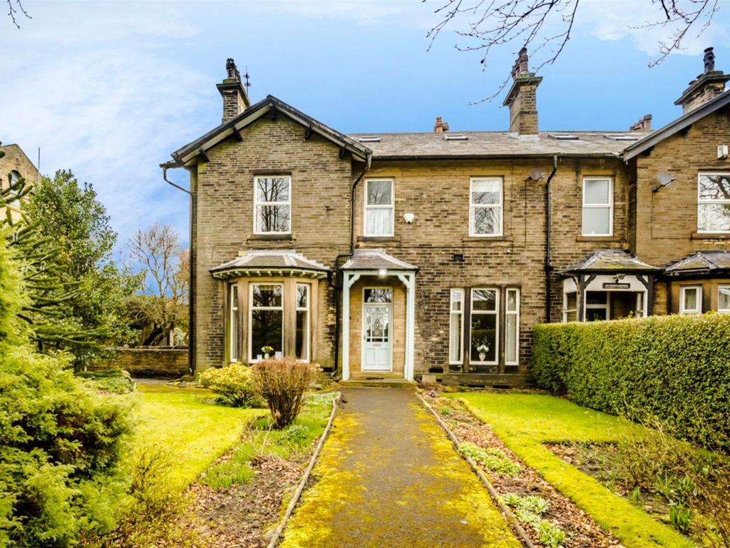 7 bed property for sale in Highfield, Sandbeds, Queensbury BD13 Zoopla