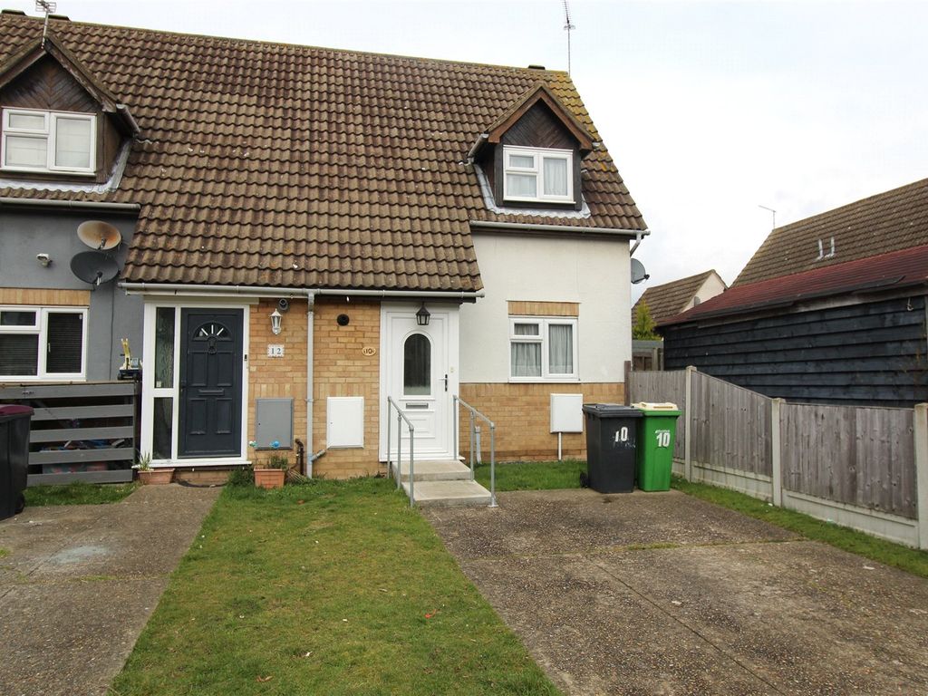 2 bed end terrace house for sale in Allerton Close, Rochford, Essex SS4