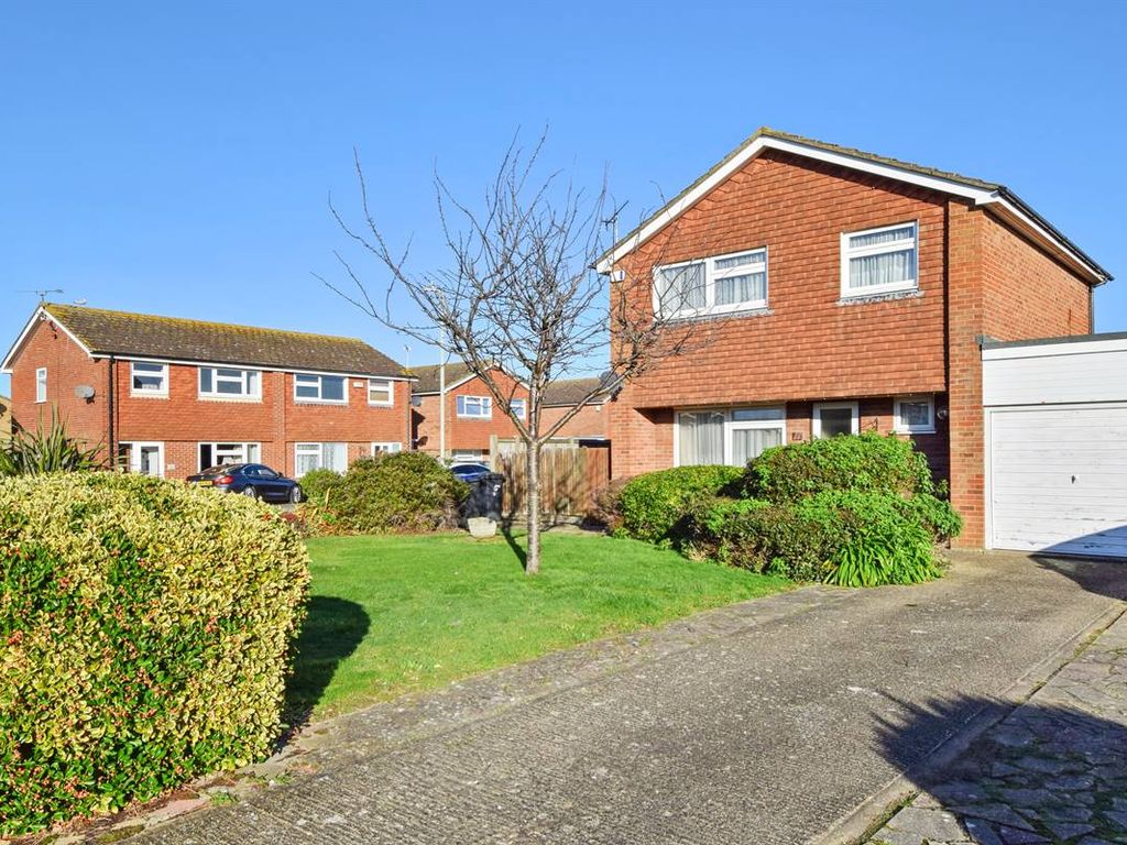 3 bed detached house for sale in Malvern Park, Herne Bay CT6, £400,000