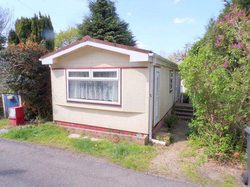 Wheatplot Park Homes, Bournemouth BH10