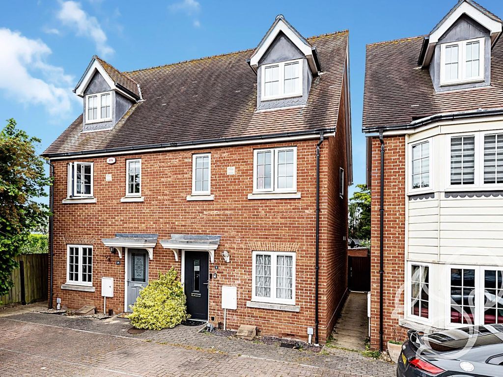 3 bed town house for sale in Woden Avenue, Stanway, Colchester CO3 Zoopla
