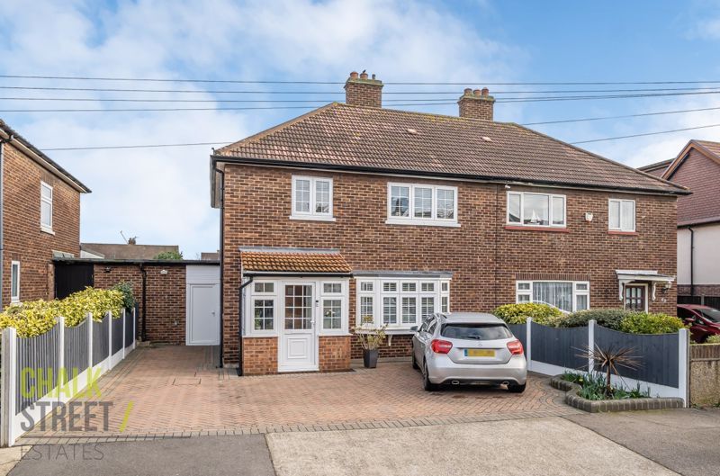 3 bed semidetached house for sale in Plumpton Avenue, Hornchurch RM12