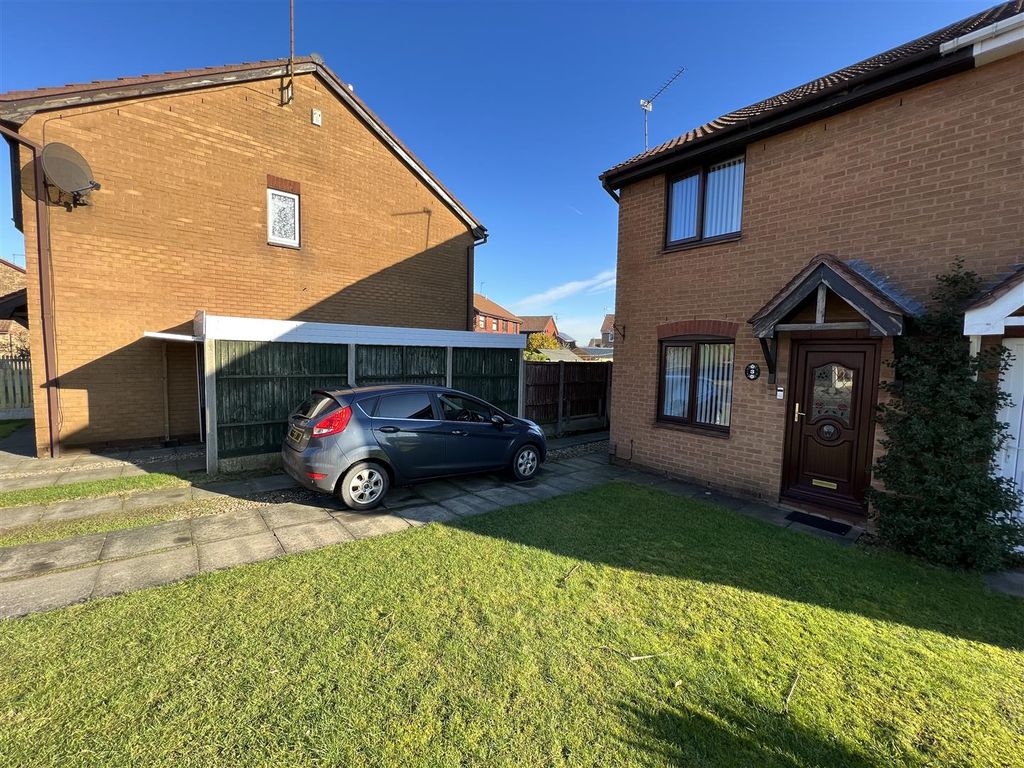 2 bed semidetached house to rent in Gleneagles Drive, KirkbyIn