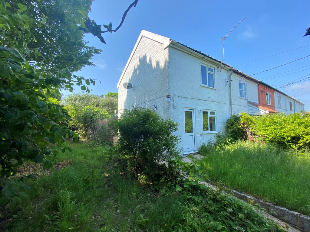2 bed end terrace house for sale in Bilhams Hill, Reepham, Norwich NR10