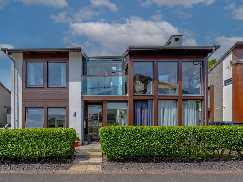 4 bed detached house for sale in The Green, Brynna, Pontyclun CF72, £