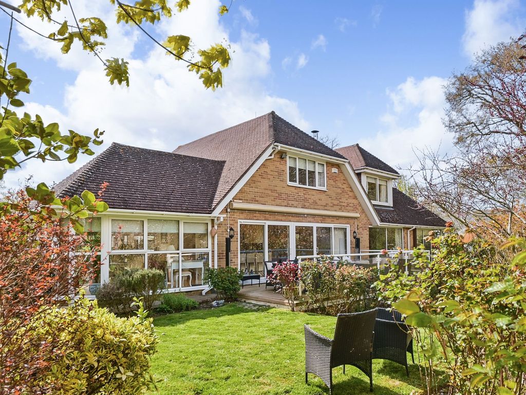 6 bed detached house for sale in Shoreham Lane, St. Michaels TN30 Zoopla