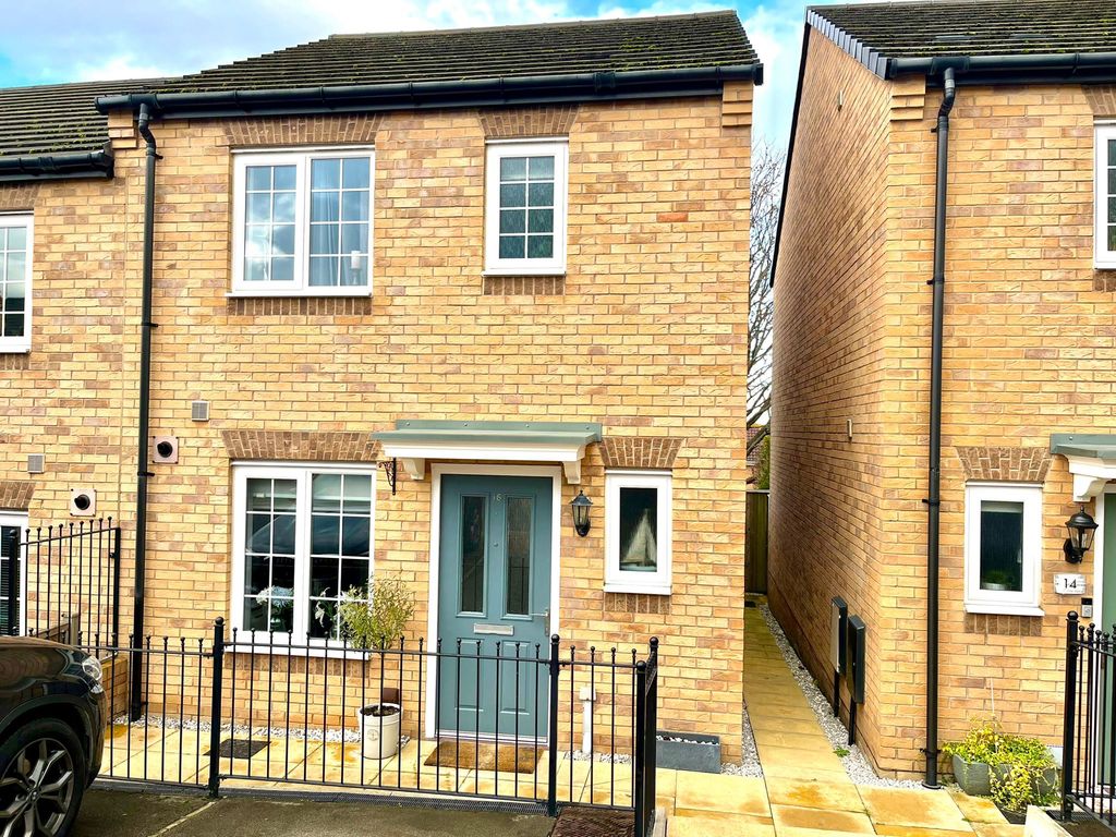 3 bed terraced house for sale in St. James Road, Crigglestone