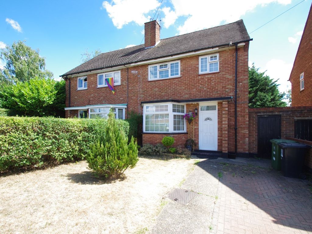 3 bed semidetached house to rent in Ganders Ash, Garston, Watford WD25