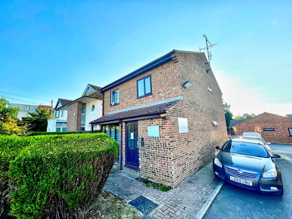 1 bed property for sale in Russet Court, Coxheath, Maidstone ME17 Zoopla