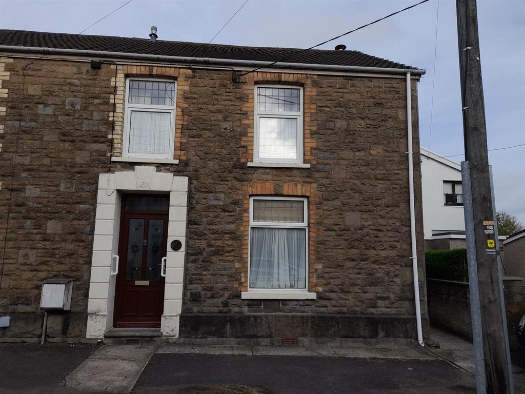 3 bed end terrace house for sale in Station Road, Llangennech, Llanelli