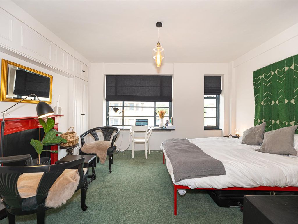 Petty France, Westminster, London SW1H  