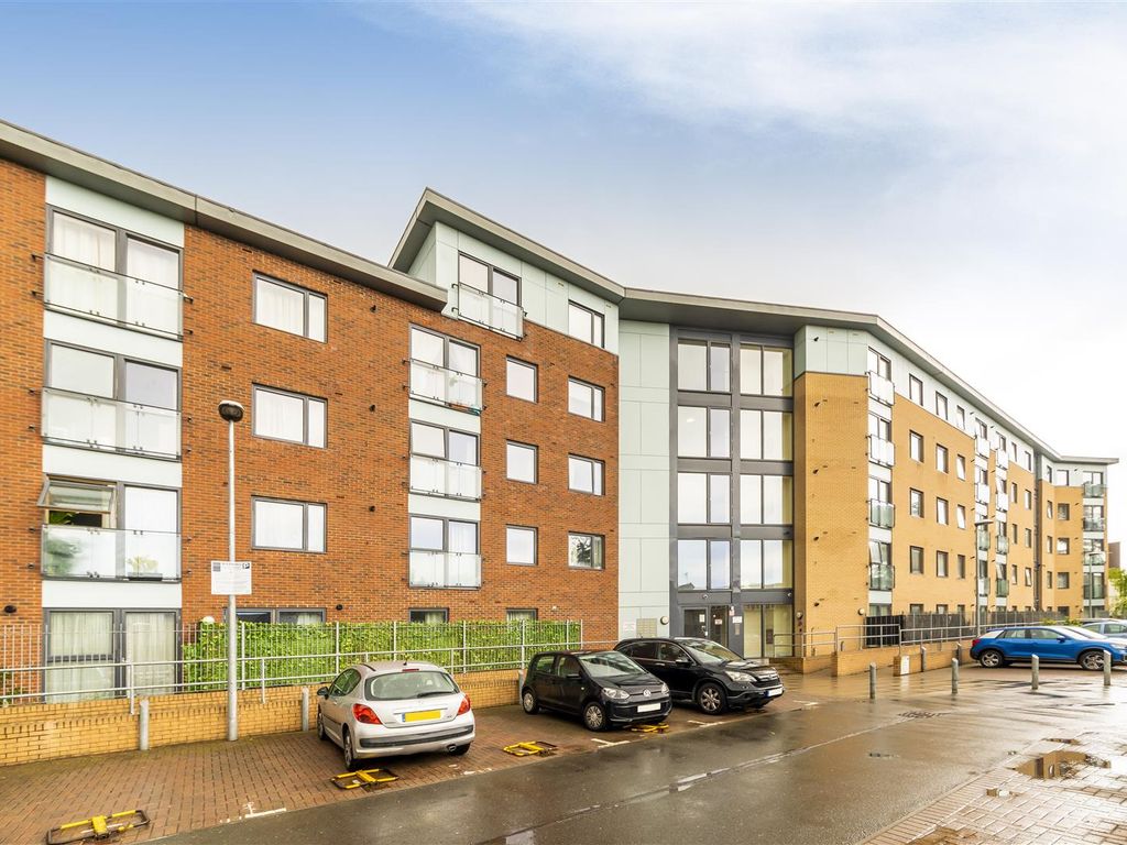 Phoenix House, Bath Road, Hounslow TW3  