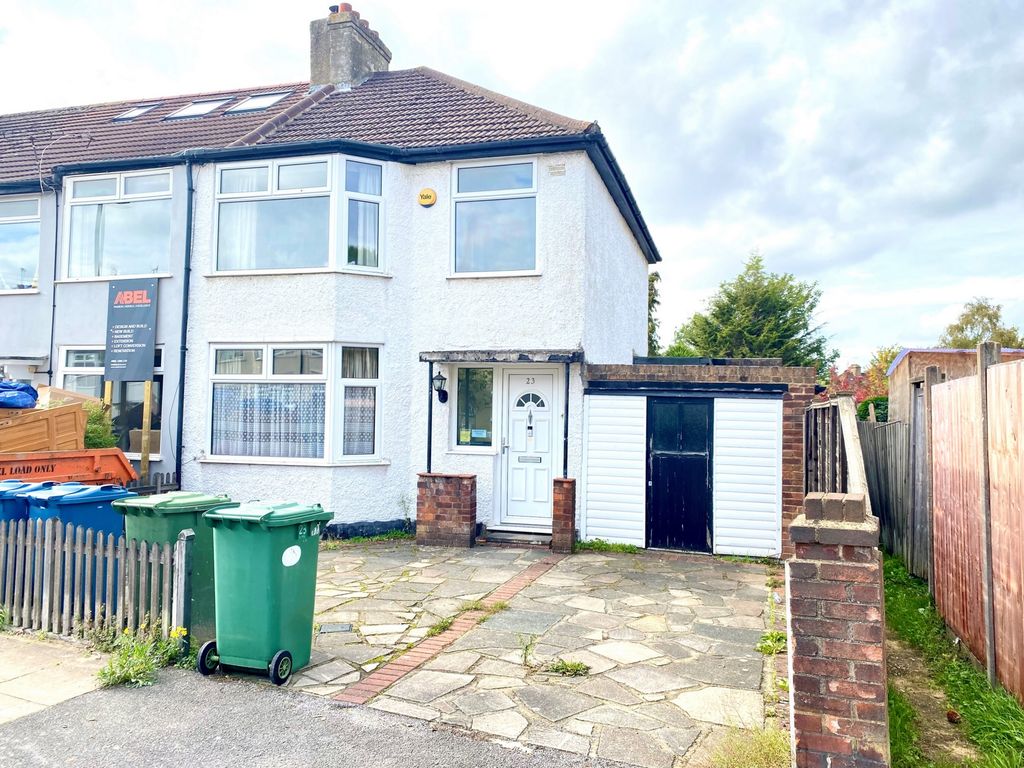 3 bed semidetached house for sale in Marthorne Crescent, Harrow HA3