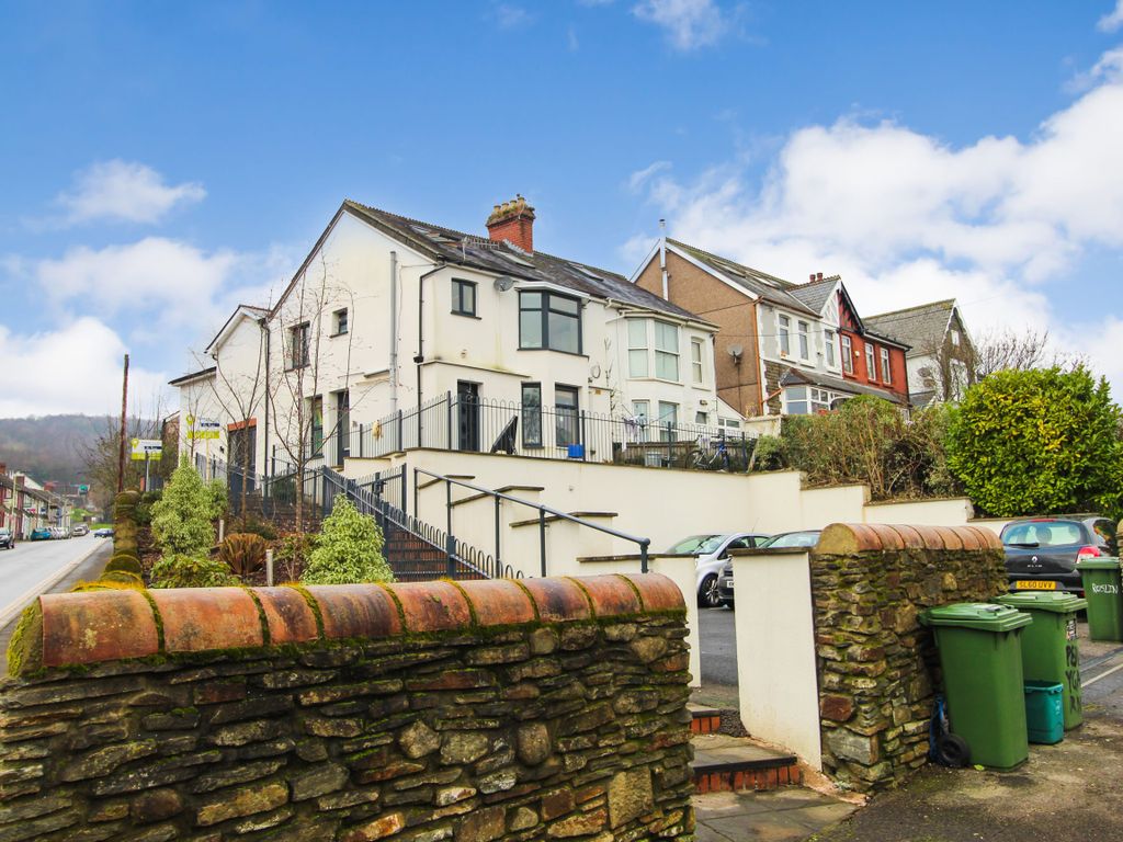 Room to rent in New Park Terrace, Treforest, Pontypridd CF37 Zoopla