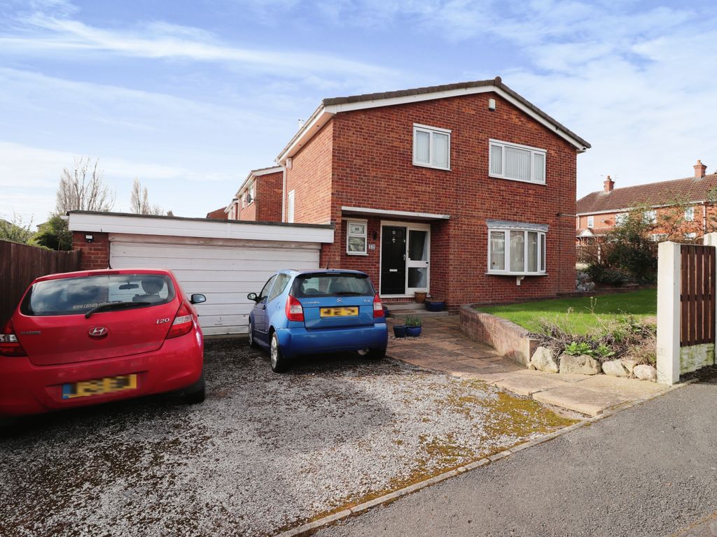 4 bed detached house for sale in Park Road, Conisbrough, Doncaster DN12