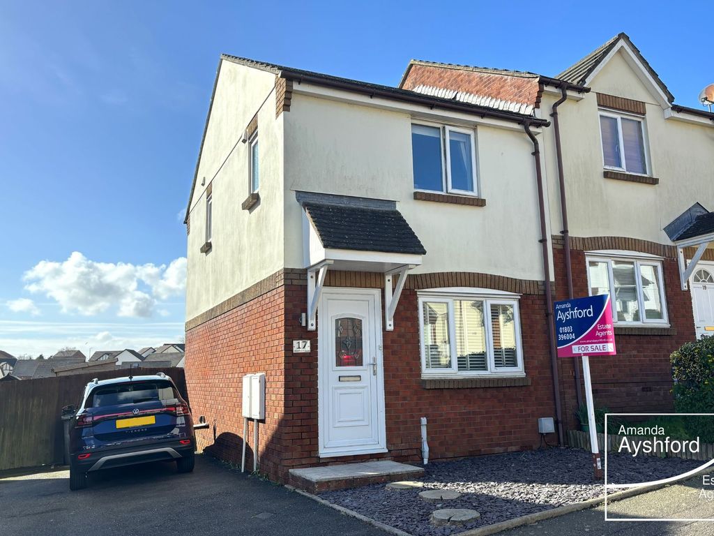 2 bed semidetached house for sale in Windward Road, The Willows