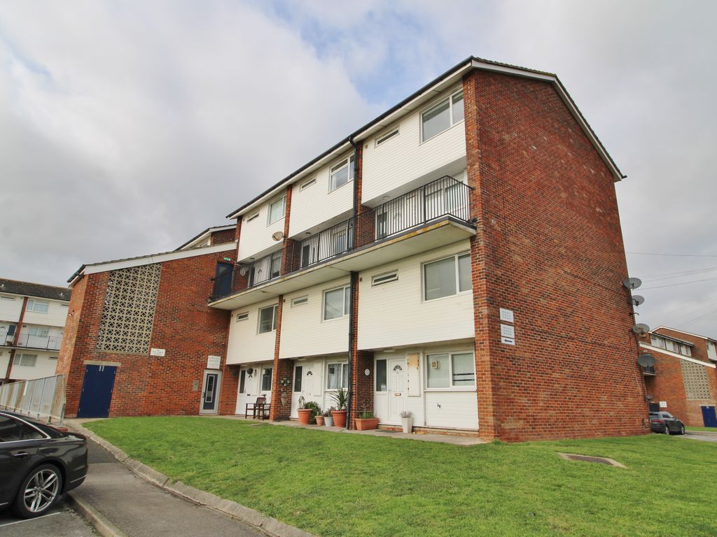 3 bed for sale in Lumsden Road, Southsea PO4 Zoopla