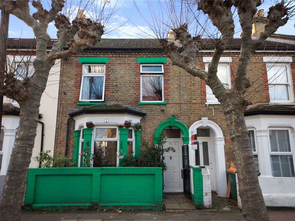 3 bed terraced house for sale in Warwick Road, Stratford E15 Zoopla