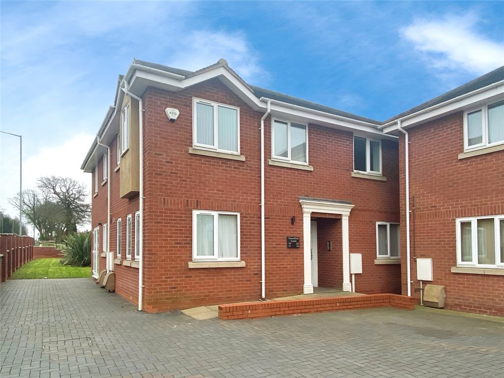 1 bed flat to rent in Camp Hill Road, Nuneaton, Warwickshire CV10, £675