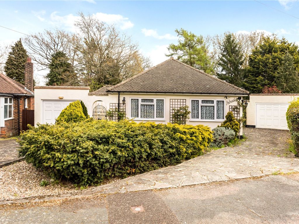 2 bed bungalow for sale in Close, Coulsdon CR5 Zoopla