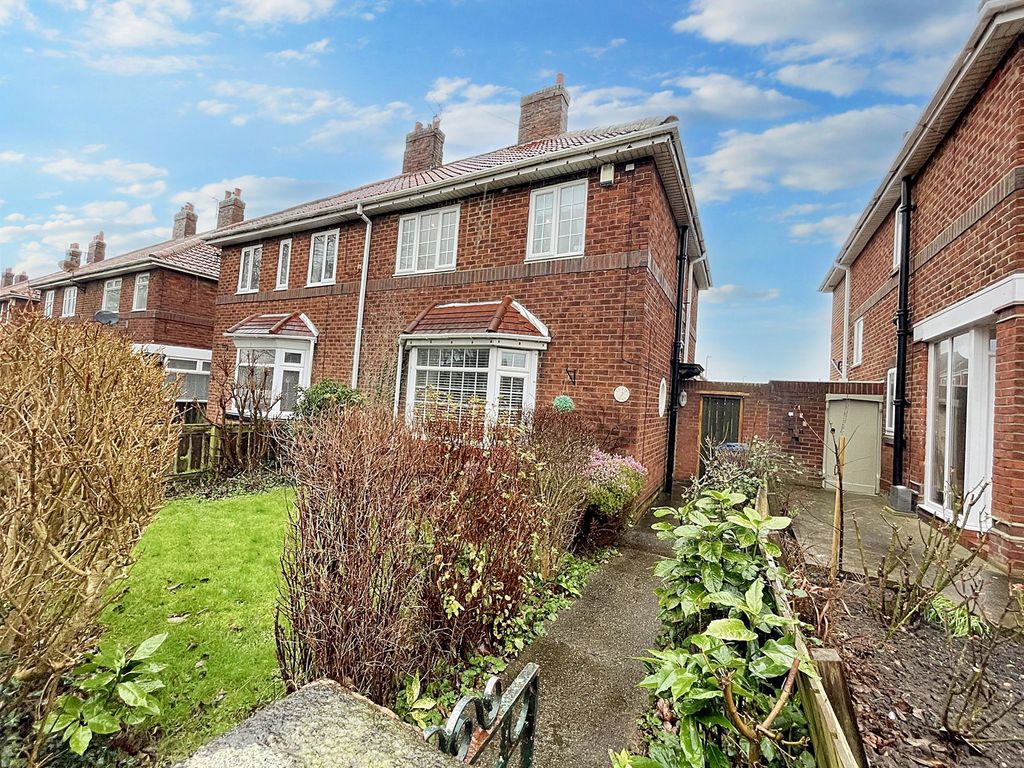 3 bed semidetached house for sale in Harton House Road, South Shields