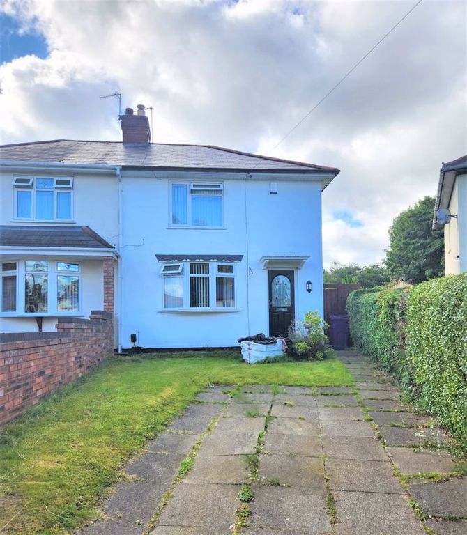 2 bed semidetached house to rent in Woden Crescent, Wednesfield