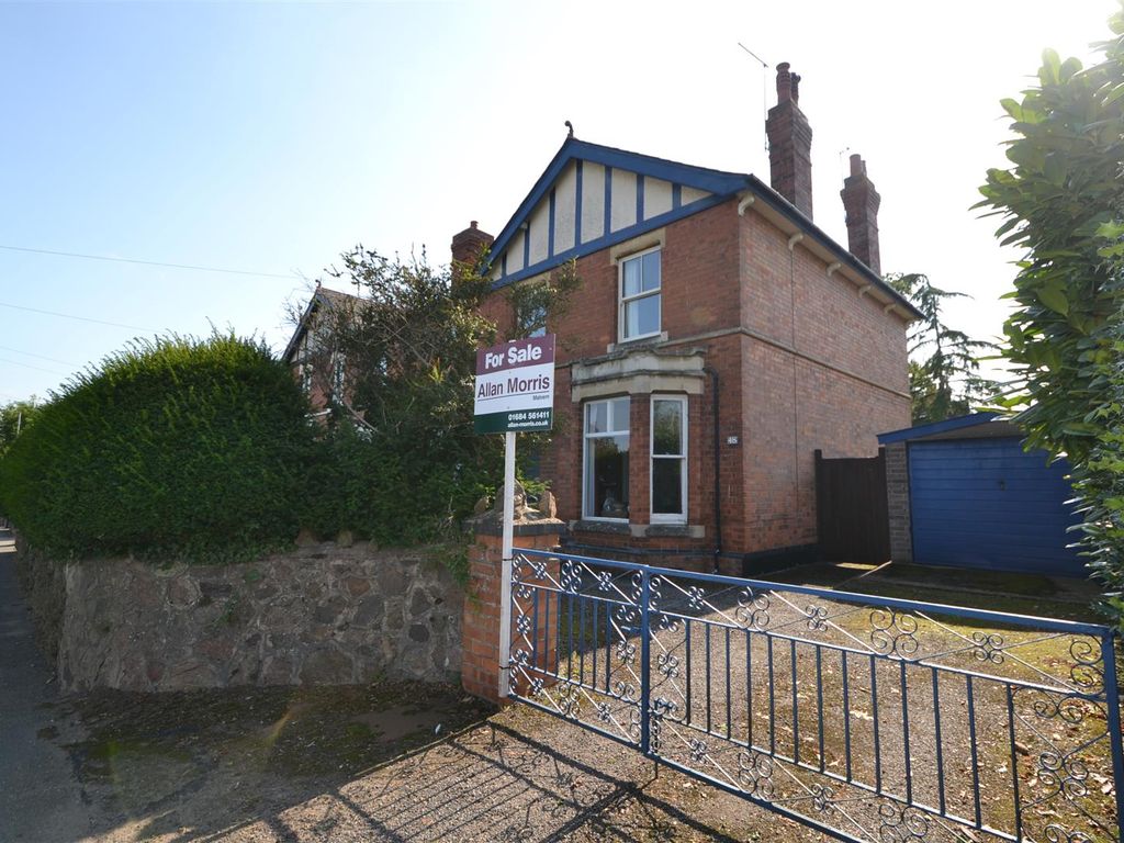 4 bed semidetached house for sale in Barnards Green Road, Malvern WR14