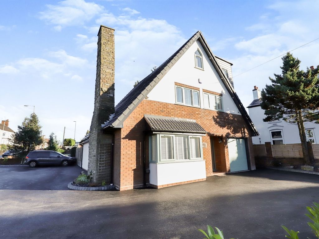 5 bed detached house for sale in Church Hill, Penn, Wolverhampton WV4 Zoopla