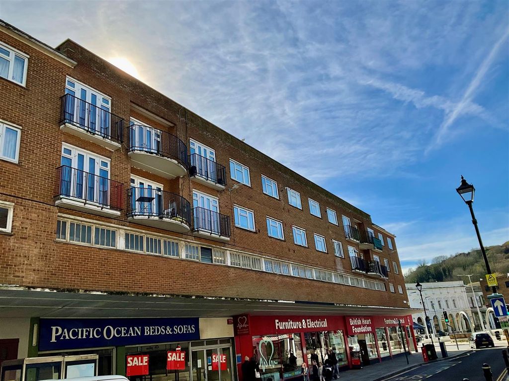1 bed flat to rent in Castle Street, Dover CT16 Zoopla
