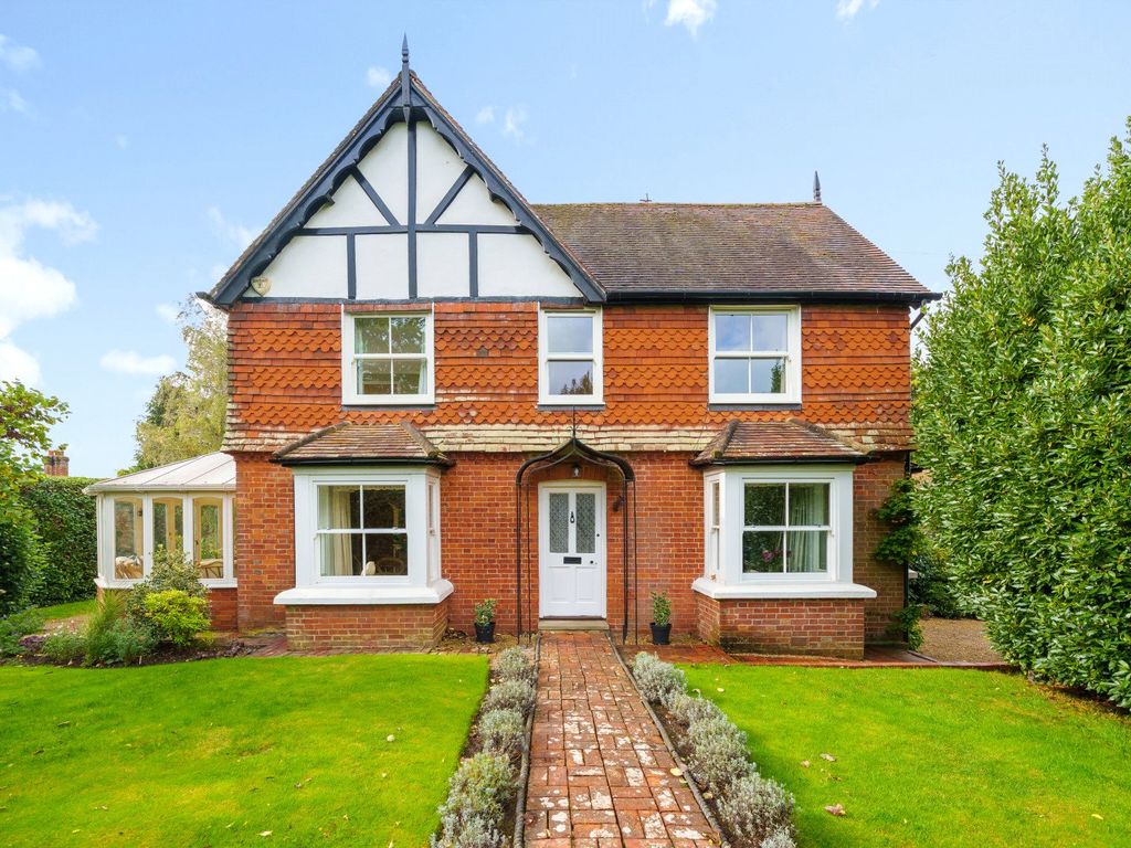 3 bed detached house for sale in The Street, Plaistow RH14, £895,000