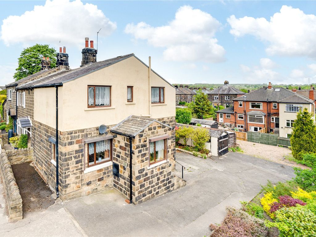 2 bed terraced house for sale in Back Lane, Guiseley, Leeds, West