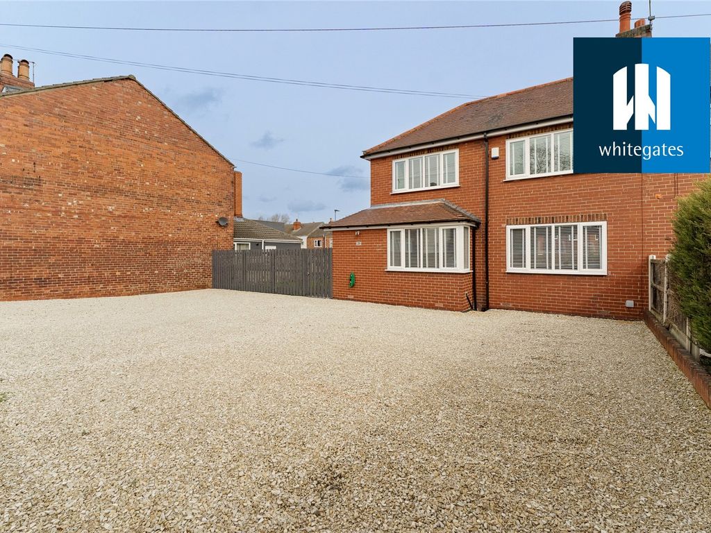 2 bed semidetached house for sale in Doncaster Road, South Elmsall
