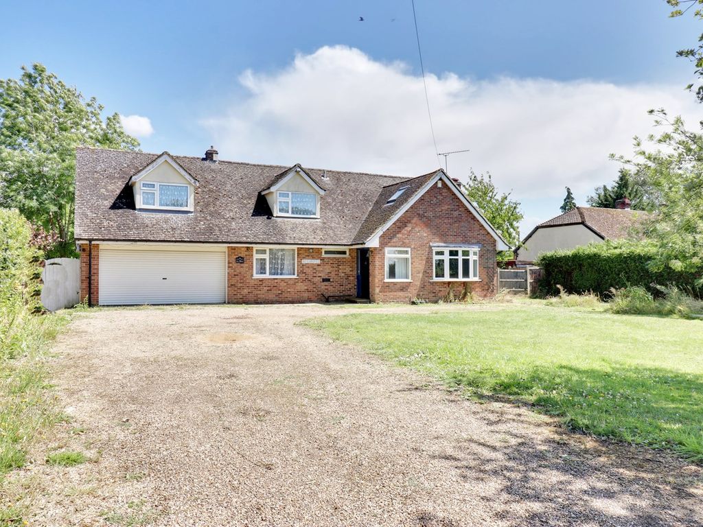 4 bed detached house for sale in Dunmow Road, Thaxted, Dunmow CM6 Zoopla