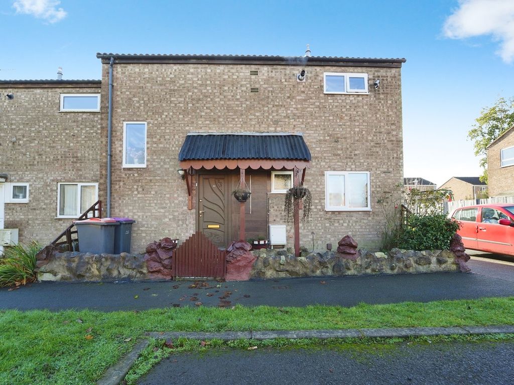 3 bed semidetached house for sale in St Davids Close, Malinslee