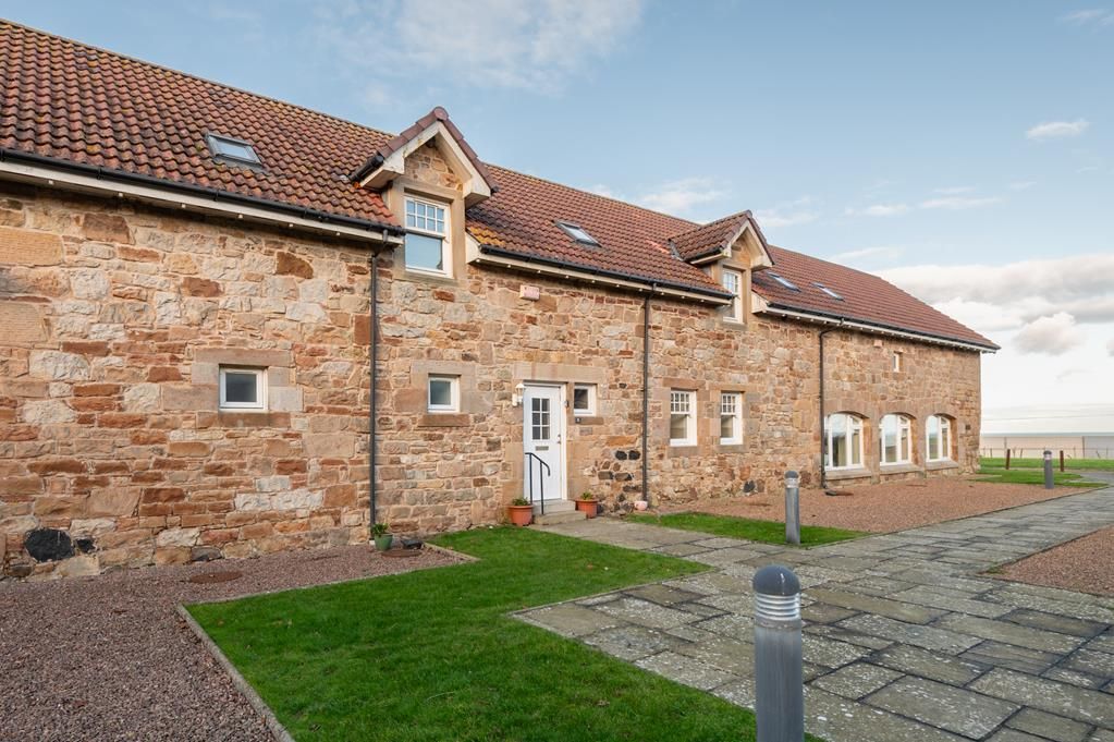 4 bed town house for sale in 5 Grassmiston Steading, Crail, Anstruther