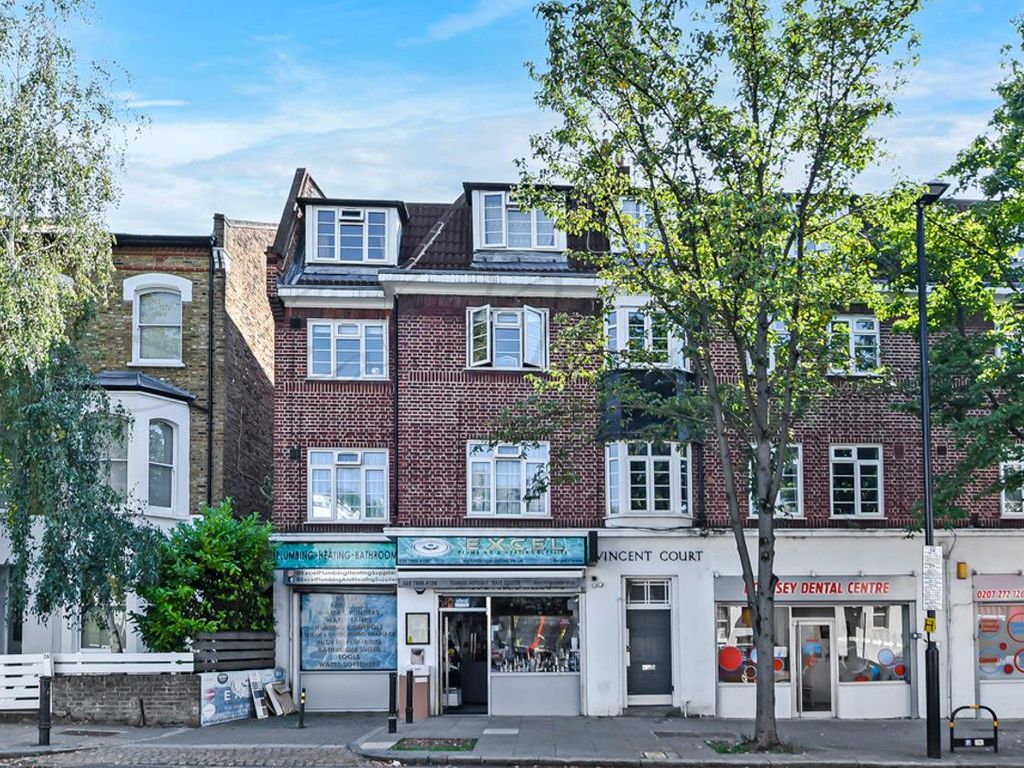 1 bed flat to rent in Hanley Road, Finsbury Park N4, £1,450 pcm Zoopla