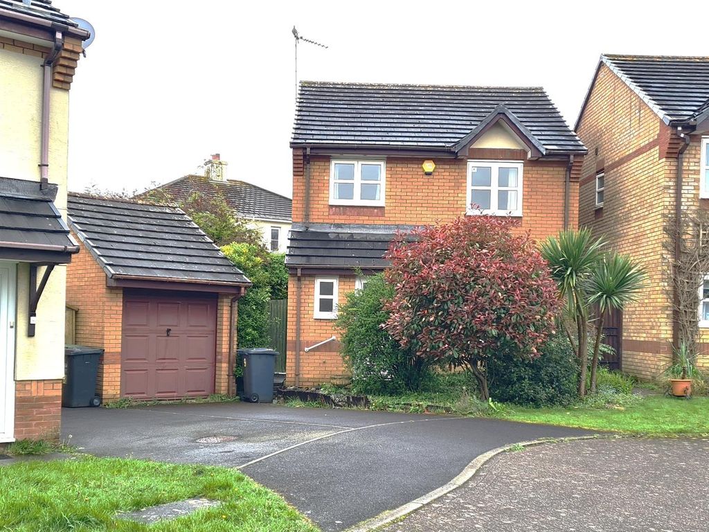 3 bed property for sale in The Copse, Roundswell, Barnstaple EX31, £