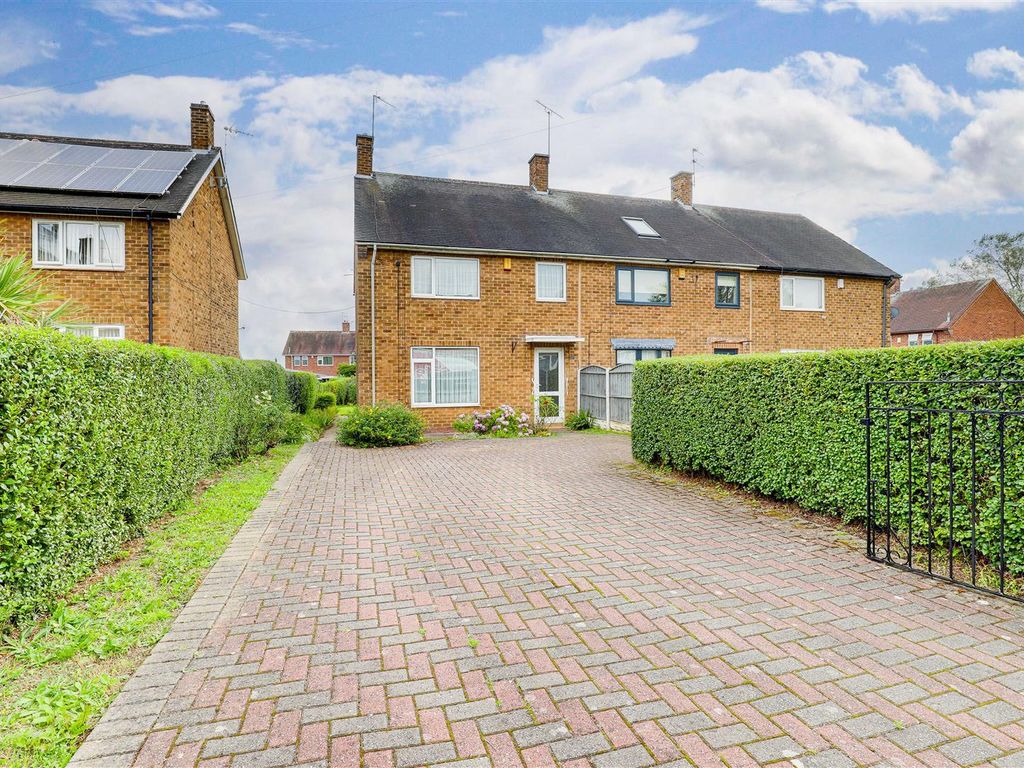 3 bed town house for sale in Goathland Close, Bestwood Park